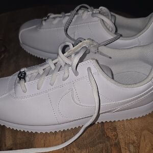 💚Nike Classic White Sneakers